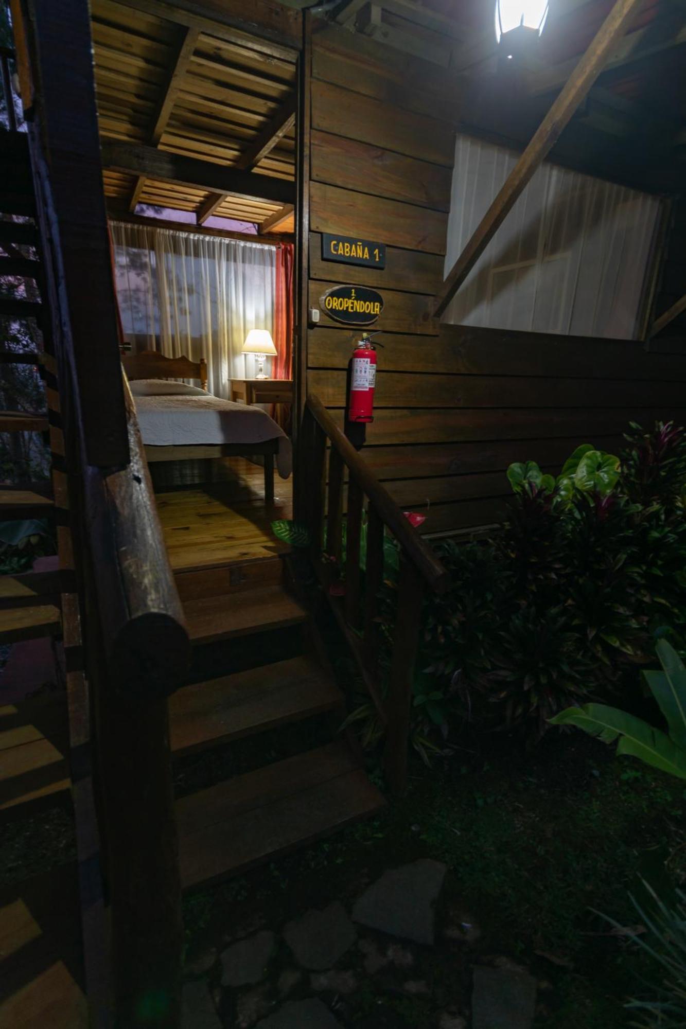 Vista Turrialba Lodge ภายนอก รูปภาพ