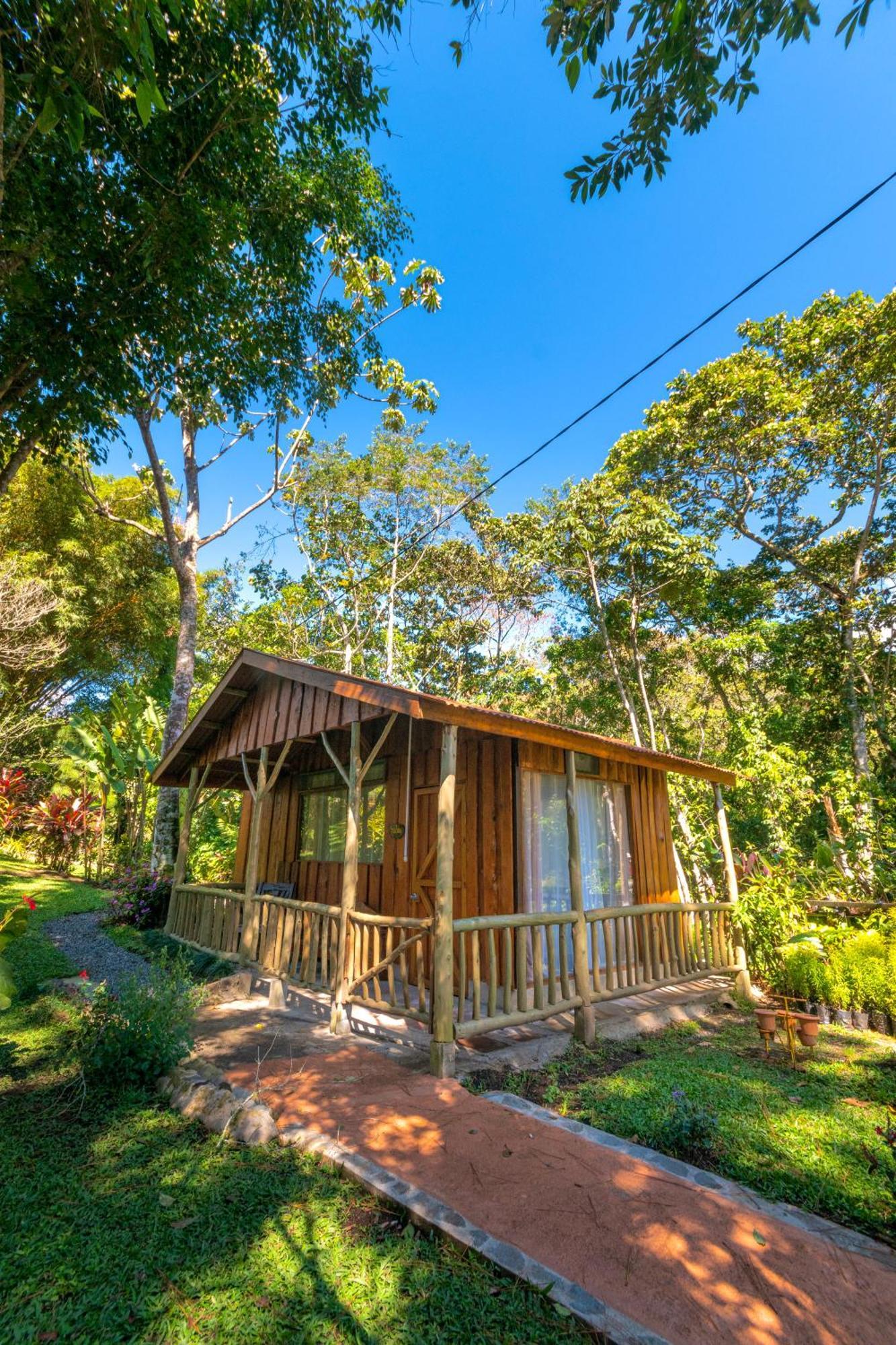 Vista Turrialba Lodge ภายนอก รูปภาพ