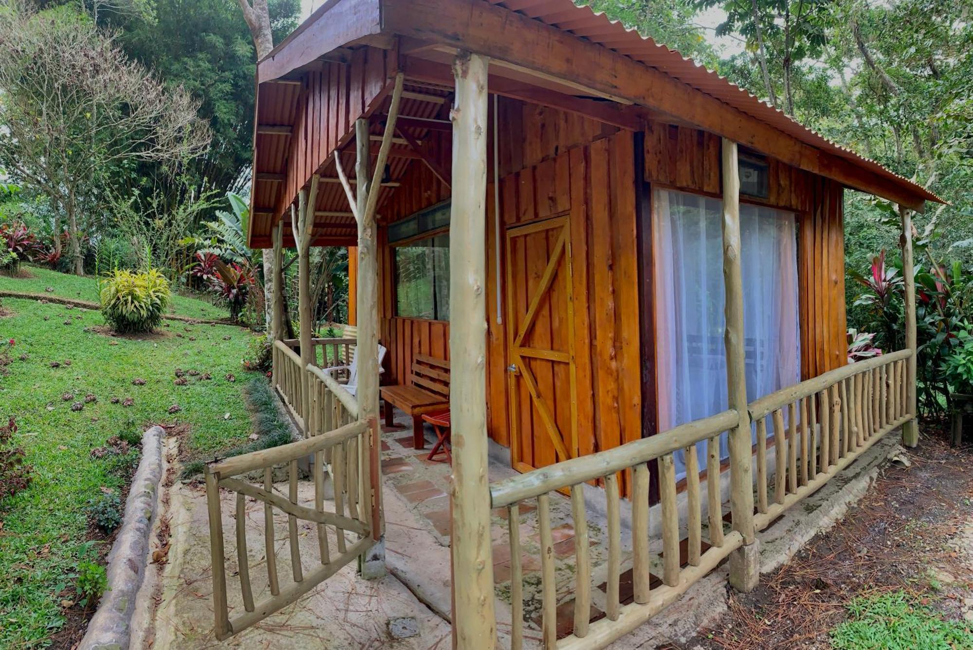 Vista Turrialba Lodge ภายนอก รูปภาพ