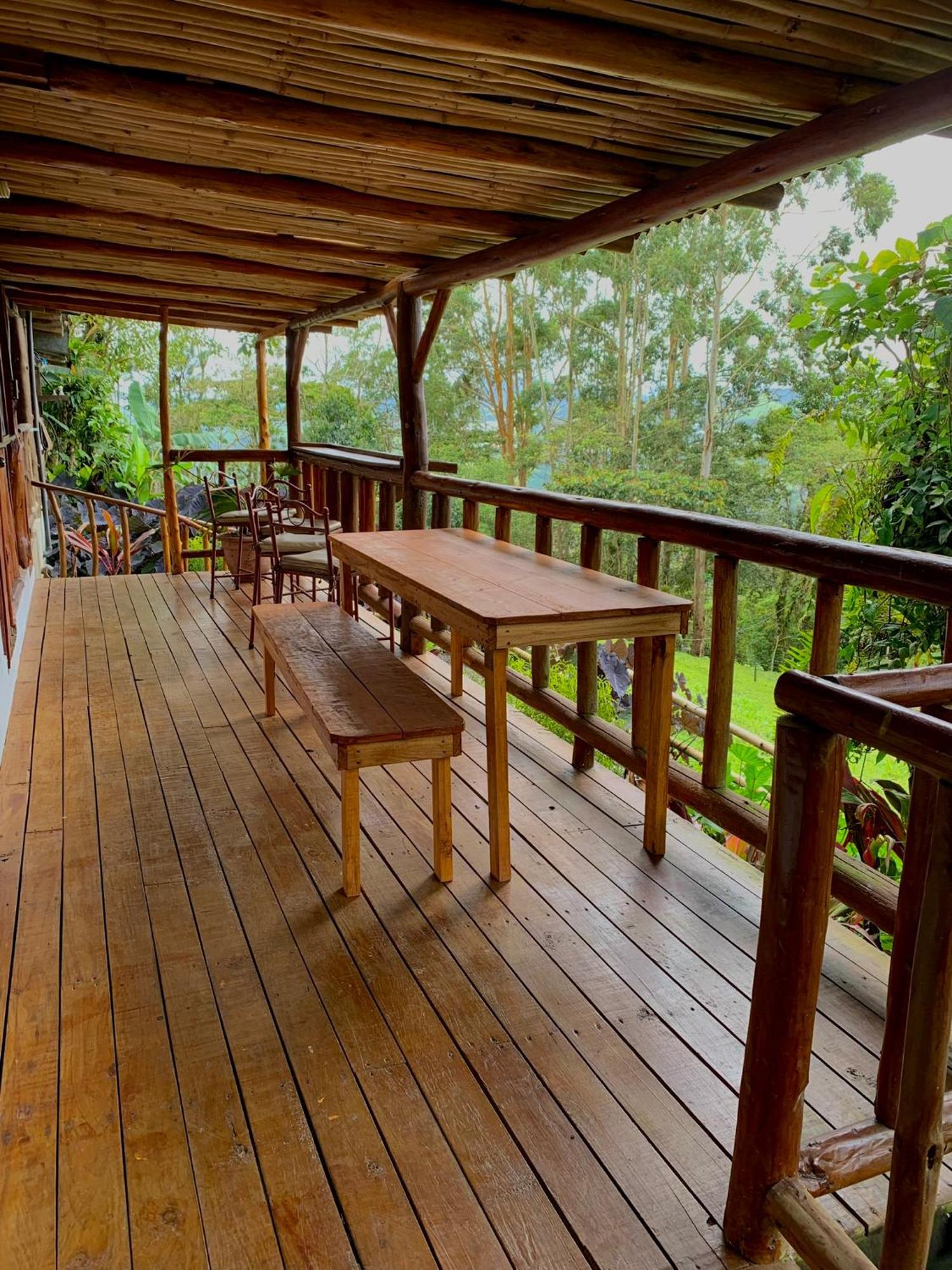 Vista Turrialba Lodge ภายนอก รูปภาพ